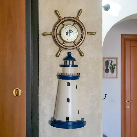 Holiday home Two-room Facing The Pool In An Elegant Setting Just 2 Km From The Sea